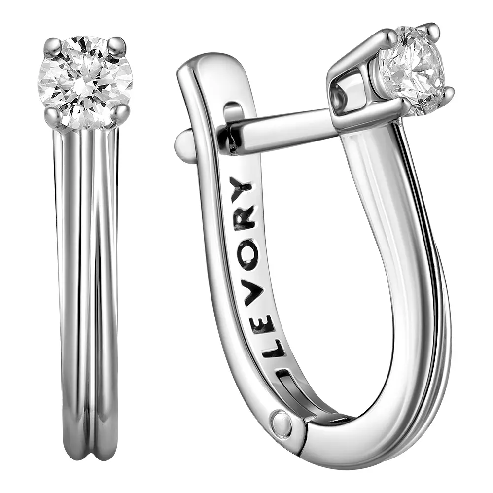 Серьги с бриллиантом